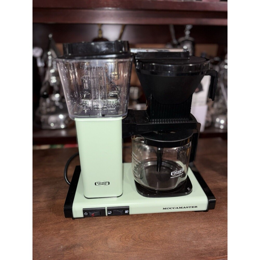 Moccamaster KBGV Automatic Drip Stop Coffee Maker (40 oz Glass Carafe) | Matte